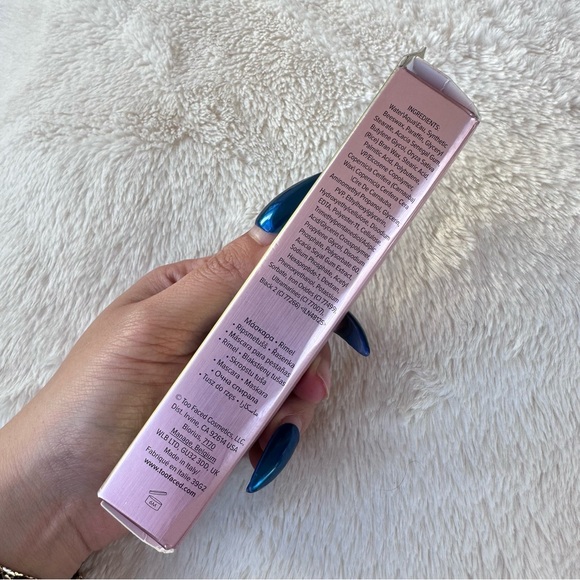 Too Faced Better Than Sex Volumizing Mascara - Picture 3 of 11